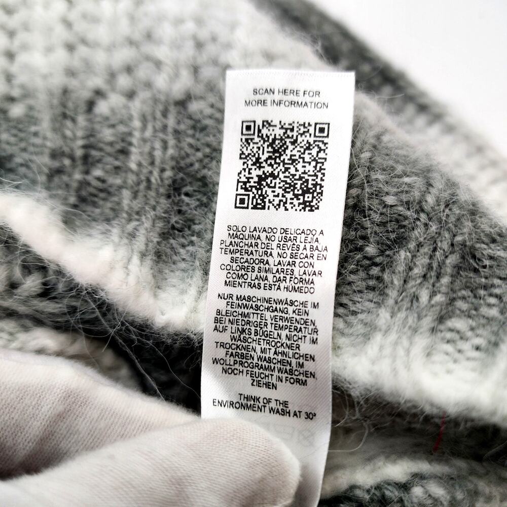 TOPMAN NWT Turtleneck Wool Blend Sweater Ombre Gray Small - Picture 9 of 10